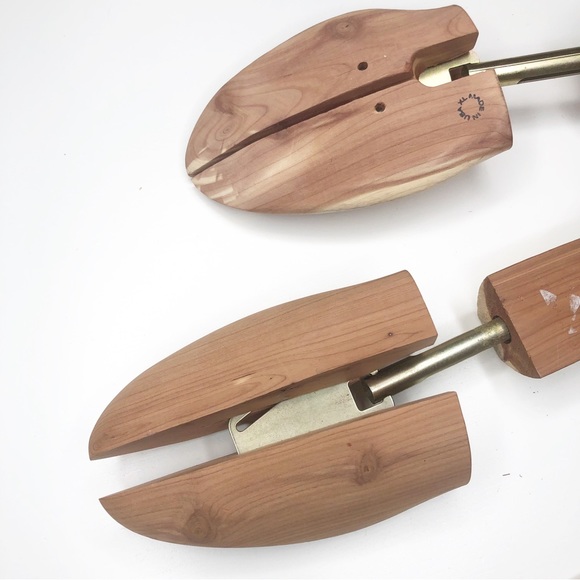 Nordstrom Wooden Shoe Tree Keeper Set of 2 Brown Wood Size XL - Picture 6 of 9